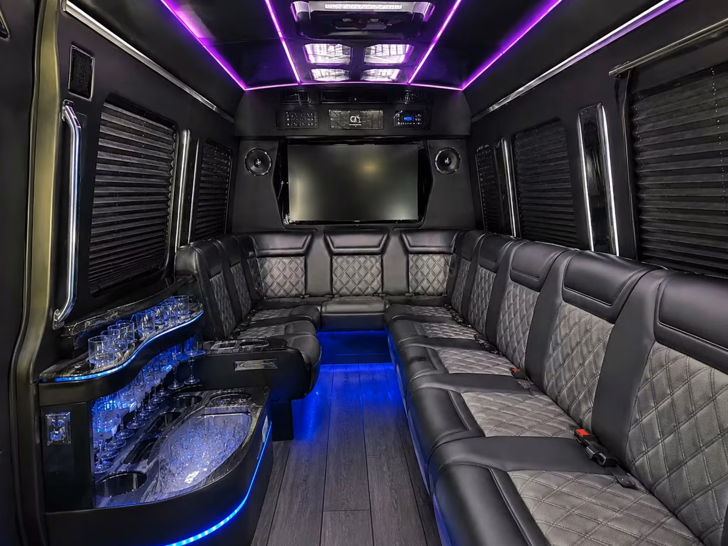 bus rental options for laredo trips