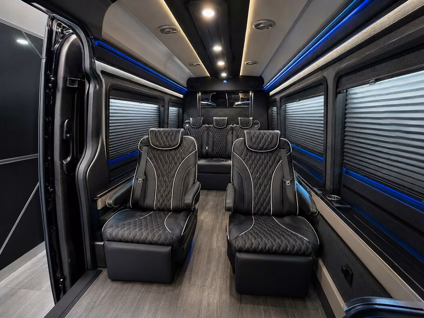 charterbusrentallaredotx com makes it easy to arrange multi stop airport transfers across south texas