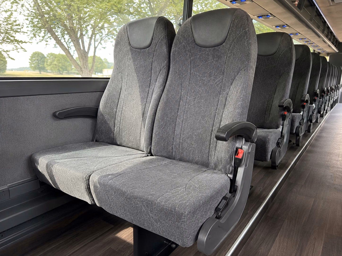 how where and when you re traveling in laredo affects your bus rate