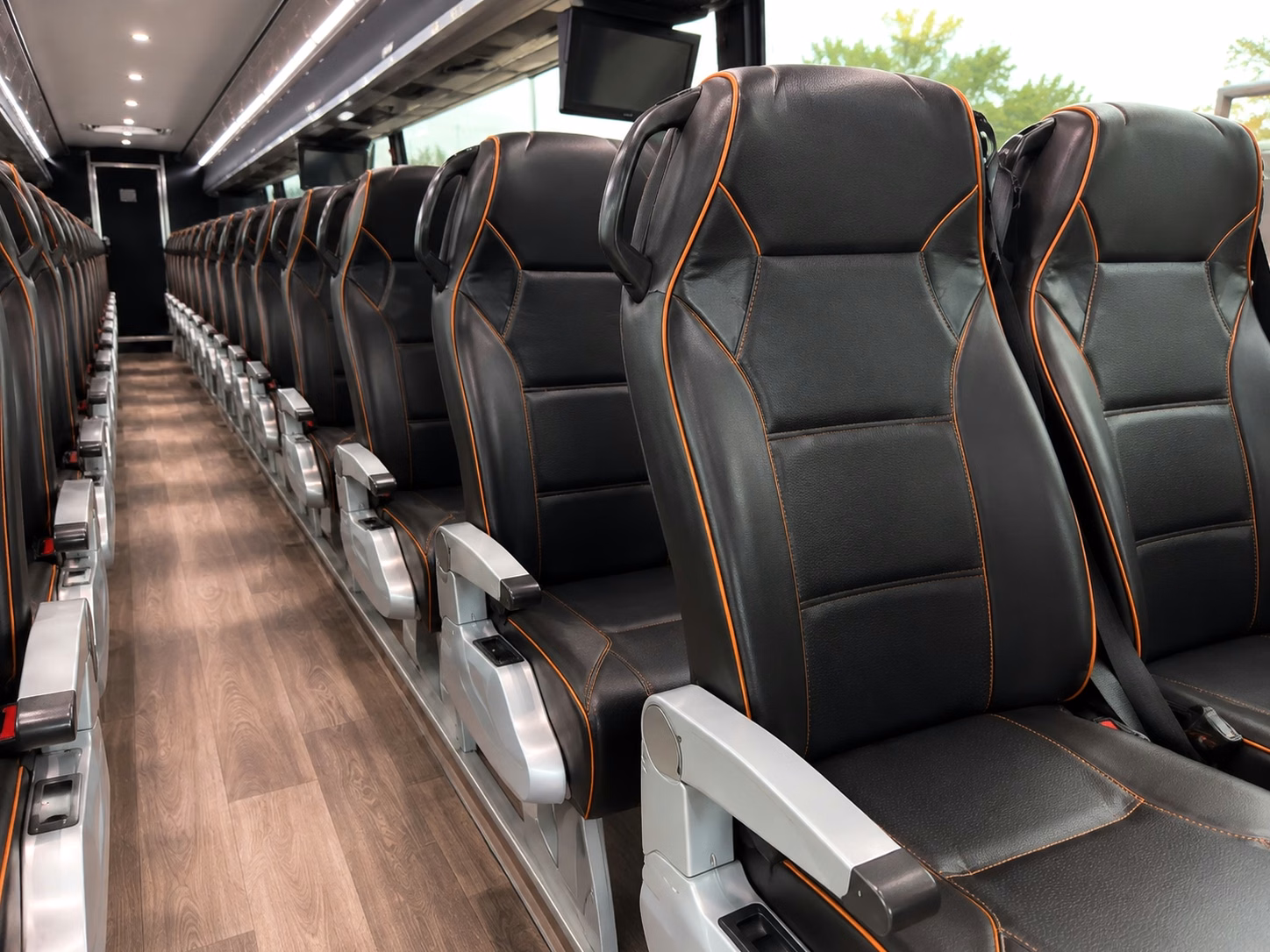 laredo charter bus rentals